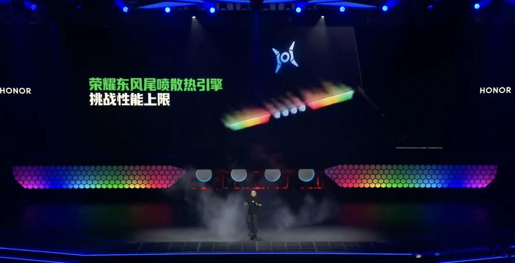 打洲本还得看荣耀WIN荣耀WIN系列游戏本来了，有H7和H9两个版本，荣耀WIN