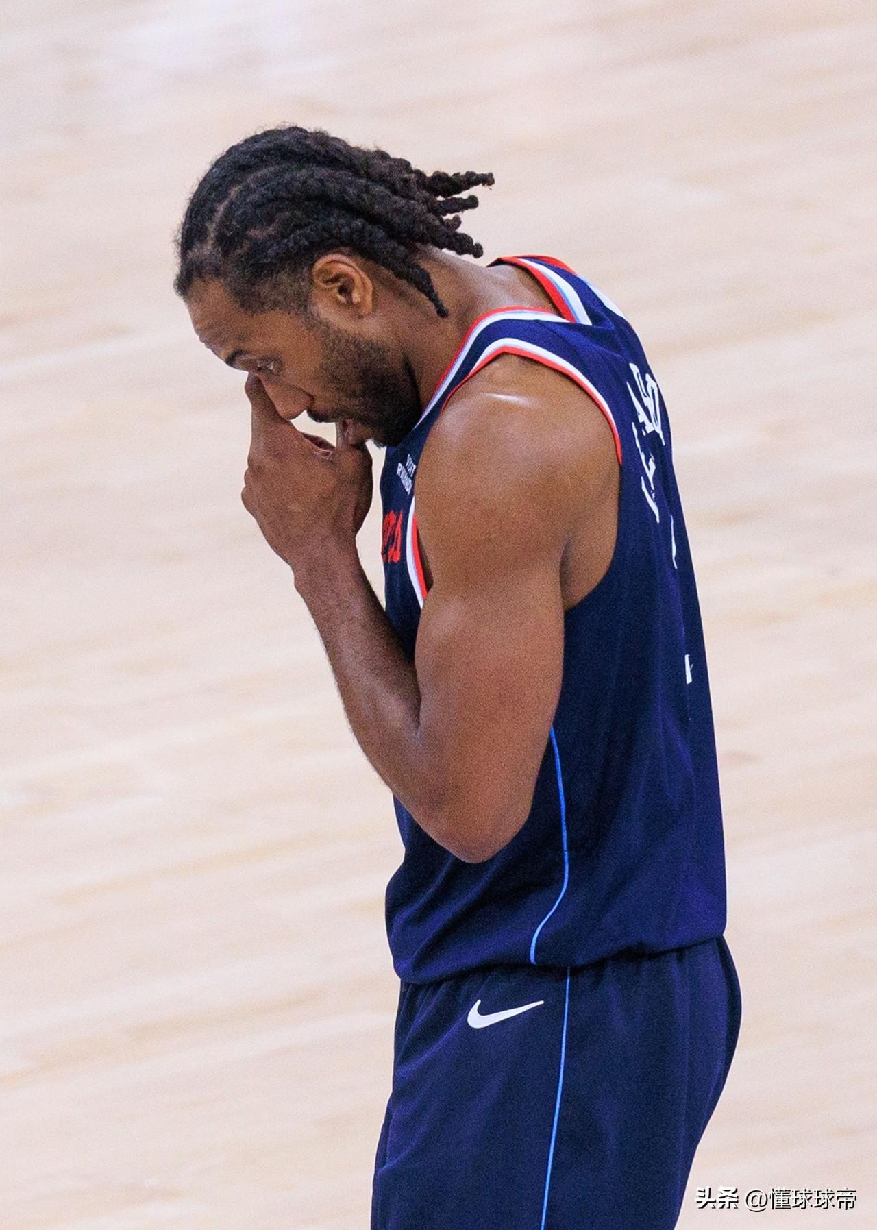 一度领先25分，快船怎么就被马刺给逆转输球了呢？

在今天快船与马刺的比赛中，快