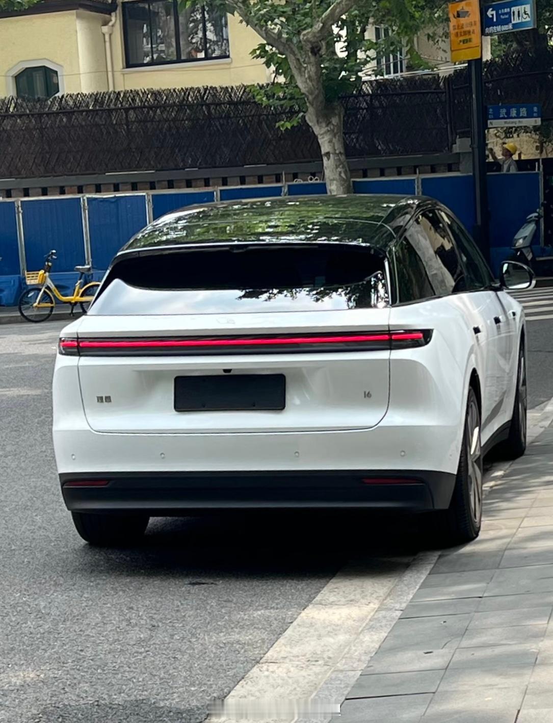 理想i6 怎么样？OK吗？[doge][doge] ​​​