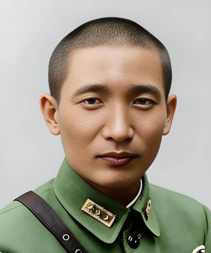 和平将军张治中：一生坚守大义，终其一生为和平
 
张治中，世人敬称“和平将军”，