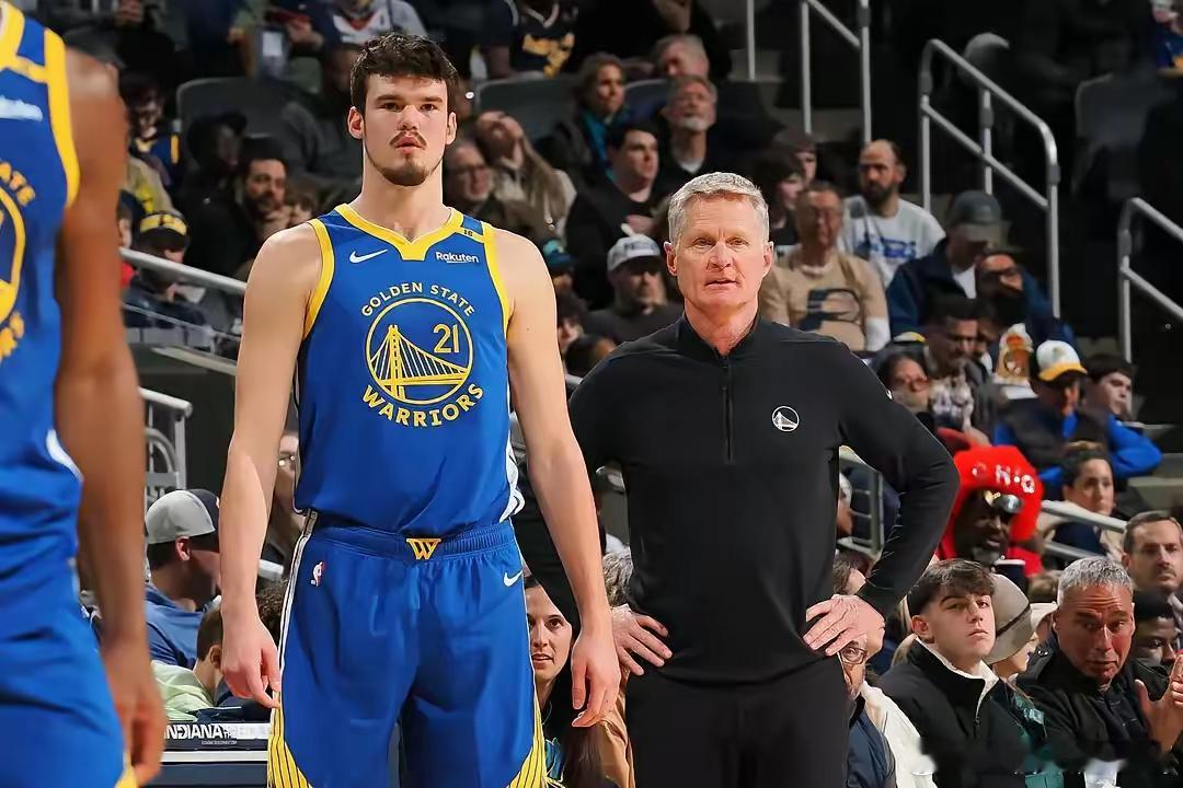 输了24还能赢25，勇士一场比赛告诉你NBA真相1.多诺万从头到尾都没想过赢勇士