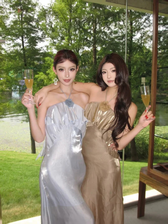 误入一场梦幻的色彩之梦 🩵