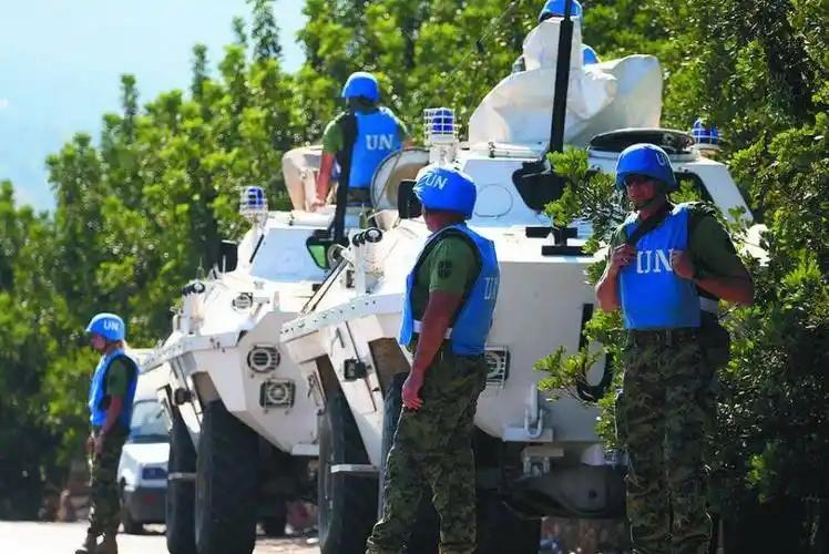 维和士兵白白送命？
五国逼查真相，袭击者仍在隐身。

联合国驻黎巴嫩临时部队印尼