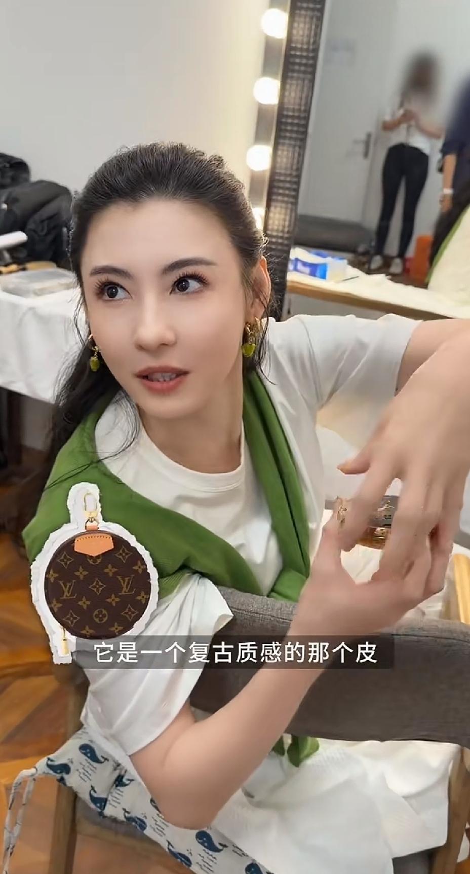 张柏芝的五官太完美了，长得这么漂亮，感情婚姻都不顺，感情顺利，婚姻幸福，看来跟长