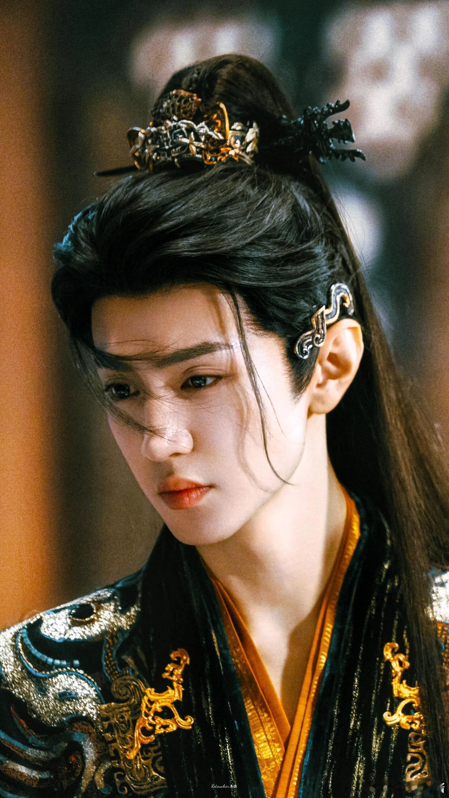 陈哲远进行曲夙砂皇子威严感，哲远演到位！[爱你][心]陈哲远把凤随歌的气场拿捏得