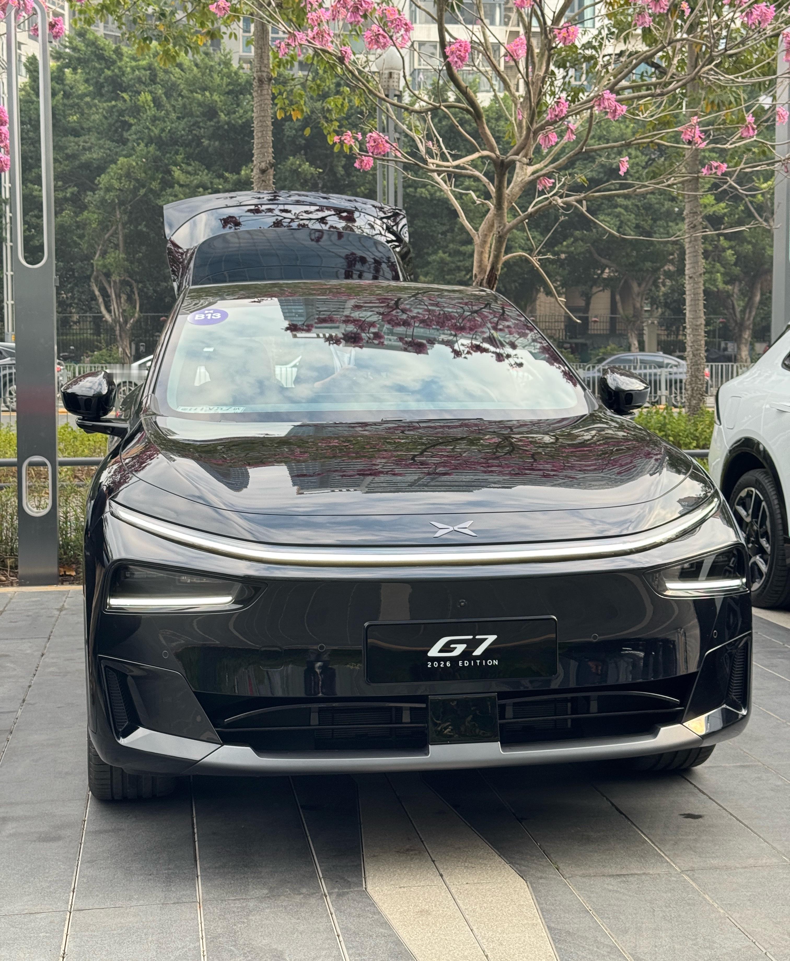 都是自己人，我就不客气了，先开走了2026小鹏加油1704公里超长续航SUV小鹏