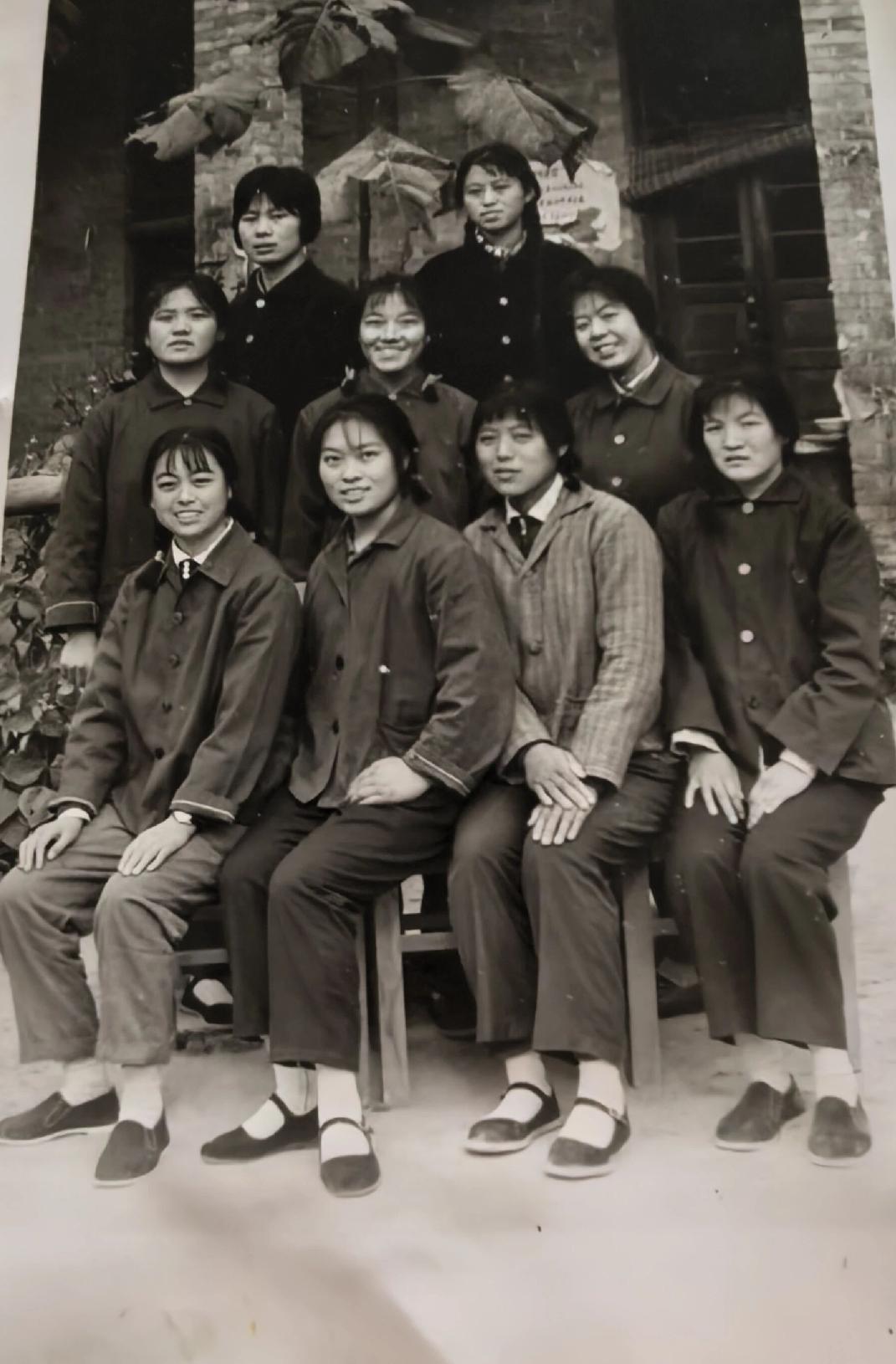 郓城县黄河河务局，1978年全体女职工合影