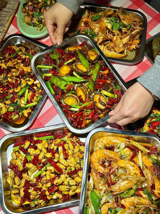 大连新开的！好有烟火气啊。。。