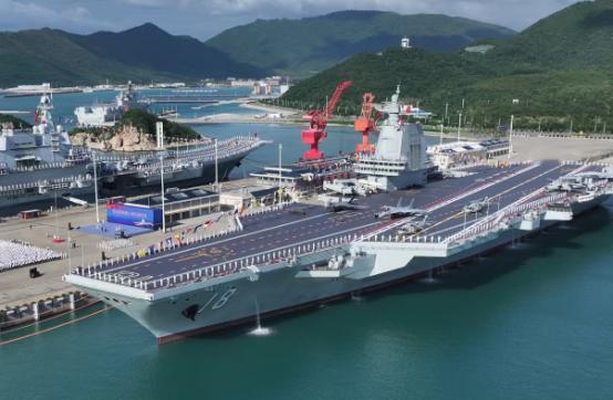 福建舰入列，真正的杀招不是电磁弹射，而是它引爆的“环太平洋焦虑链”！很多人以为，