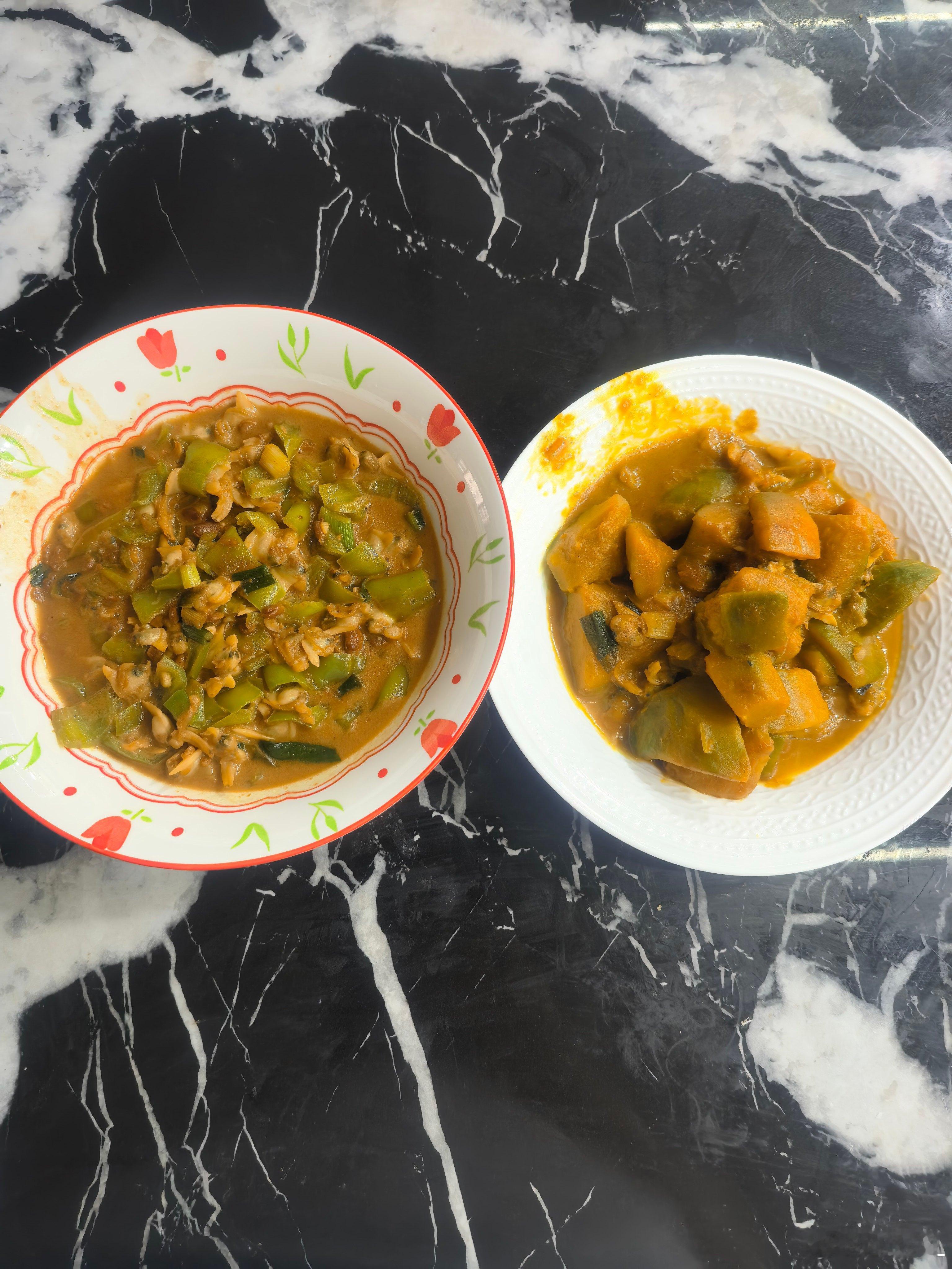 今日晚餐麻憨子尖椒酱，南瓜麻蚶子，都是我爱吃的，南瓜和麻憨子一起很鲜。吃喜欢的菜