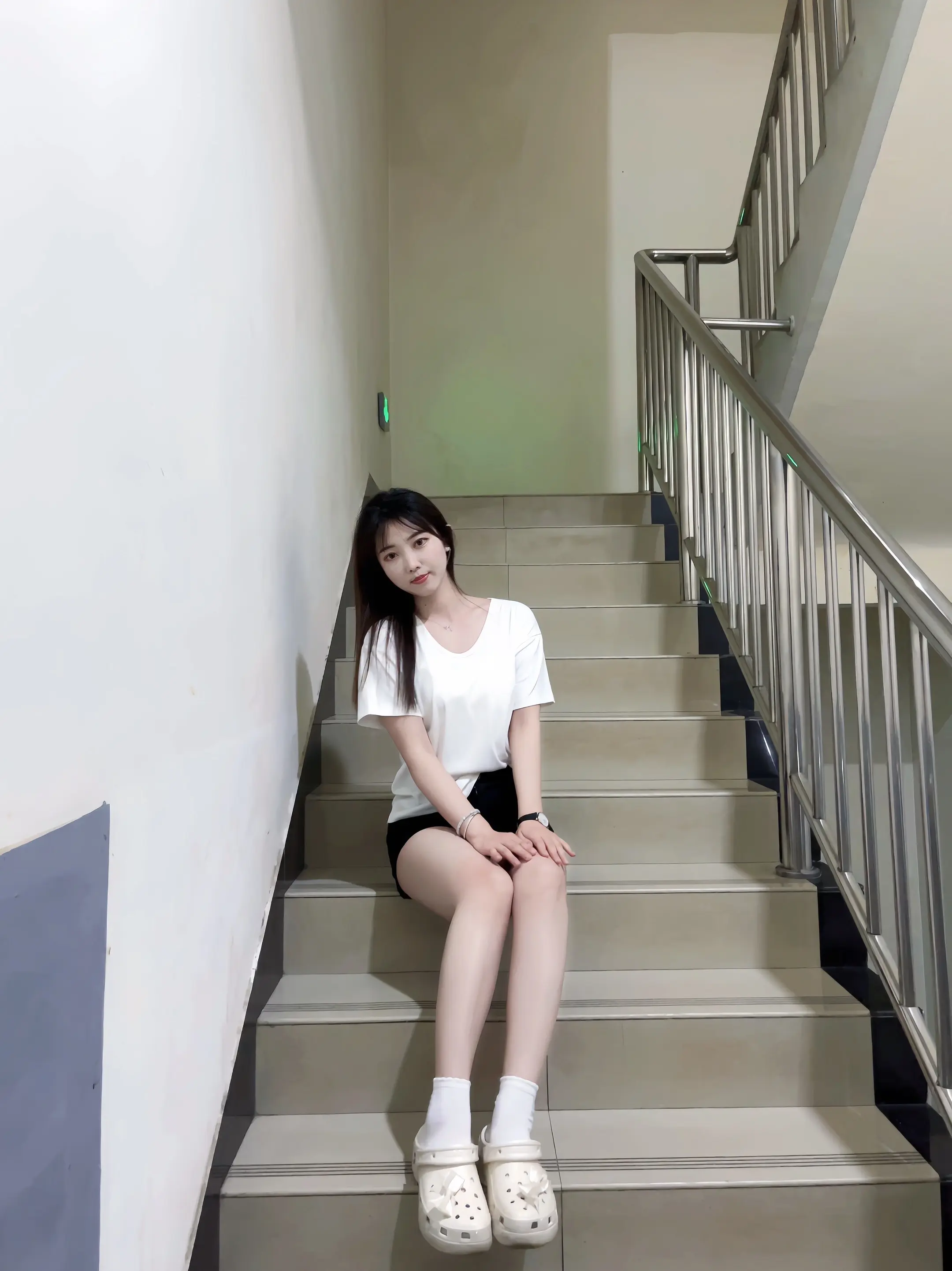 我无名份 我不多嗔 我与你难生恨
