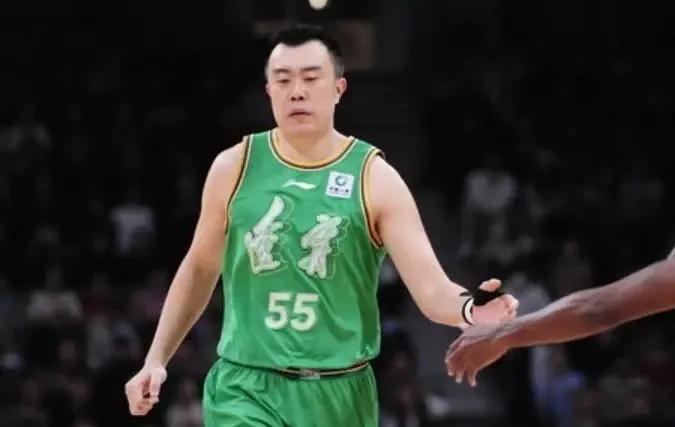 太吓人了！辽宁96-85新疆，一战打出5大不可思议：
1.张镇麟太准了！超远三分