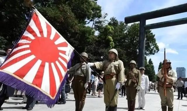 中方用三个绝不回应日本动向
日本最近在历史认知、军事扩张和涉台问题上小动作不断，