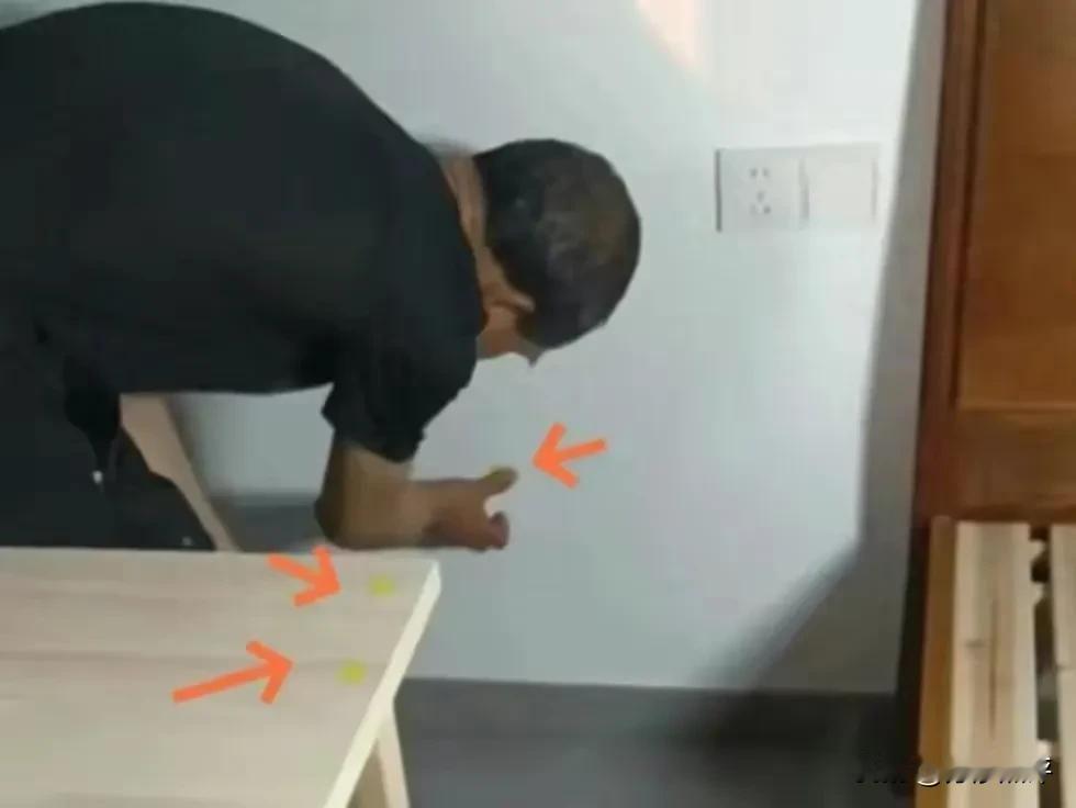 不要低估了提灯定损房东的能量，小人物也会有大腐败！

江西上饶玉山提灯定损事件持
