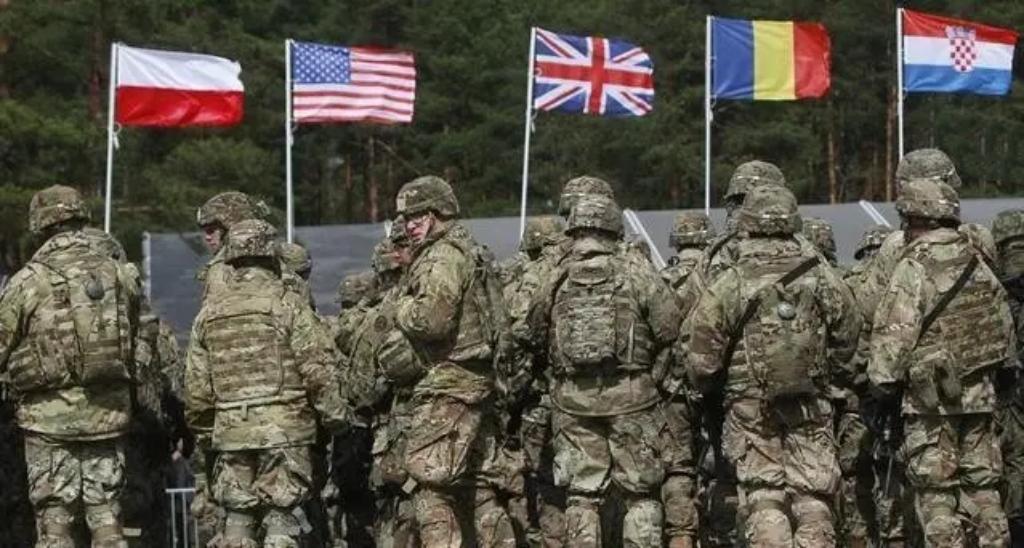 德国被曝正秘密制定与俄作战计划，拟调遣80万北约部队至东部前线。该计划长达120