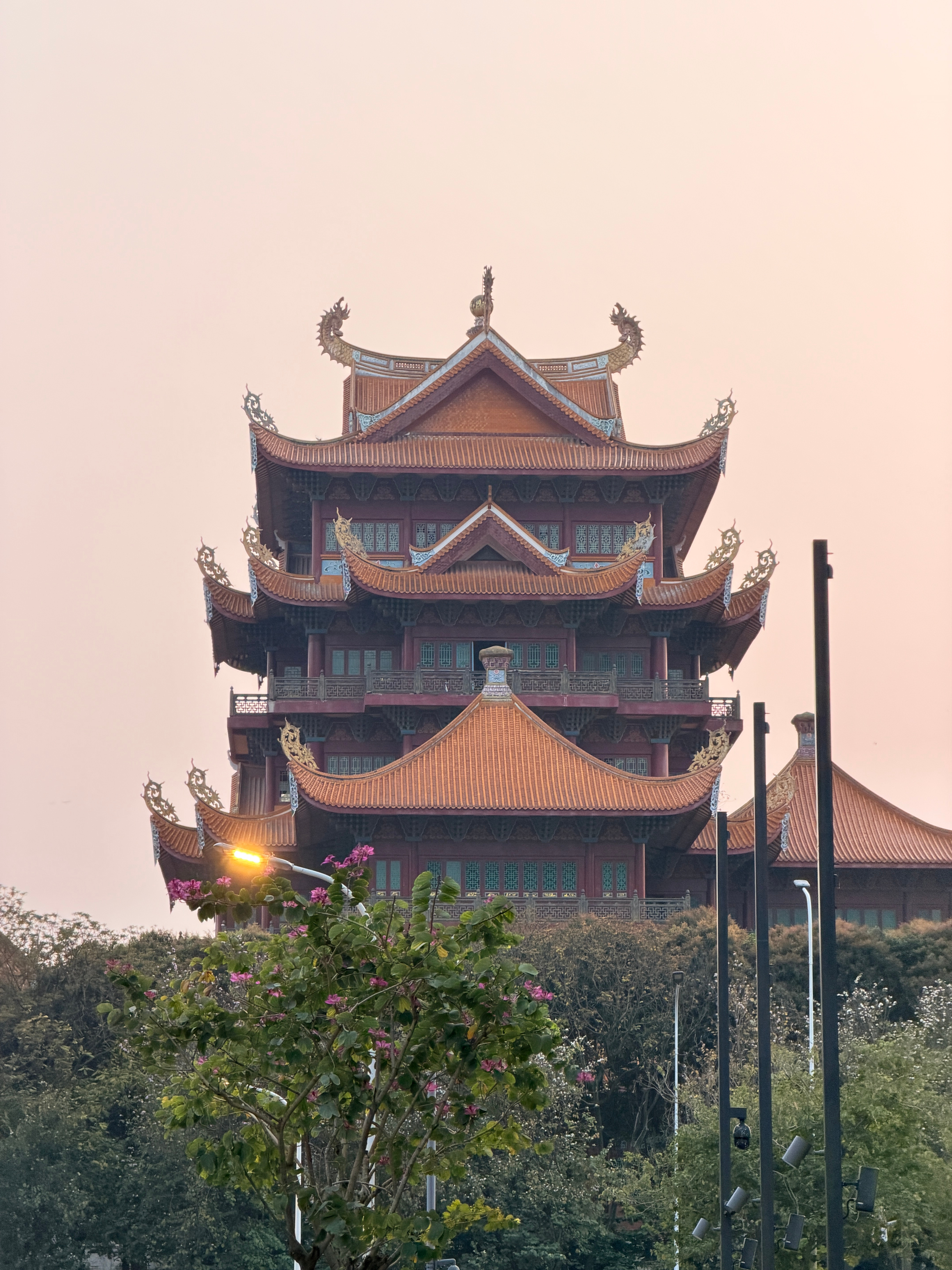 突然的emo被绝美夕阳治愈的瞬间大自然的美景馈赠总是那么迷人菡菡子的日常