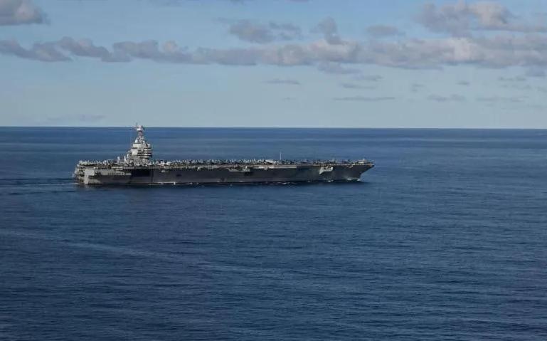 重兵集结中东，特朗普要铤而走险？
1月26日，美国海军“亚伯拉罕·林肯”号航母打