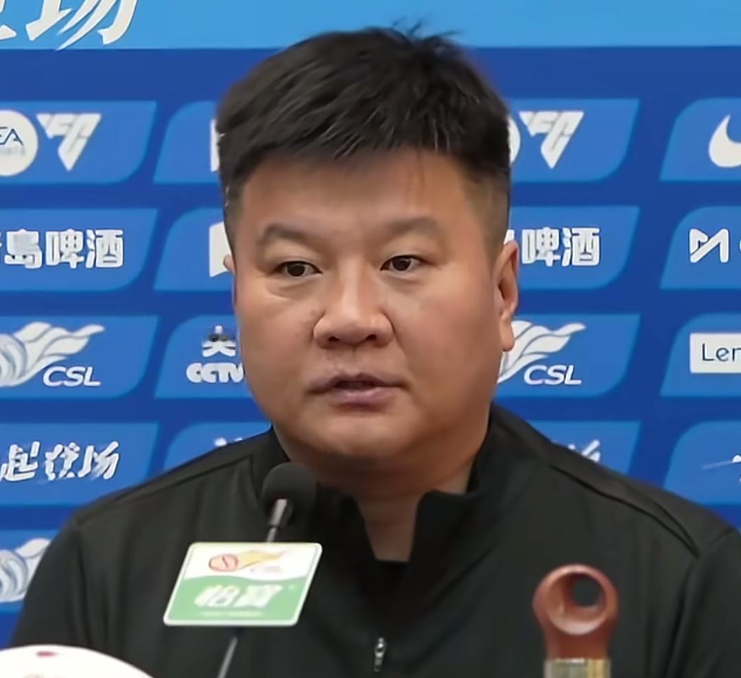 李金羽下课是必然，同样为升班马的重庆铜梁队成绩位居中超前几名，而李金羽指导的辽宁