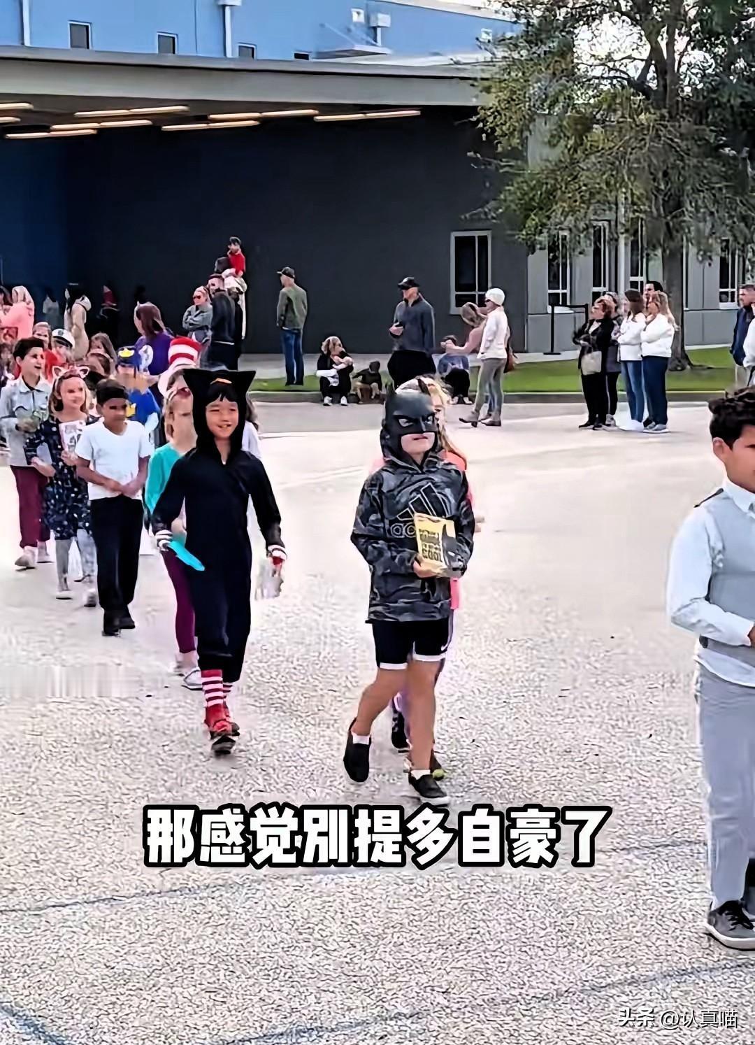 时至今日，
居然还有人把美国“快乐教育”吹成香饽饽，真是让人看笑了！

一位在美