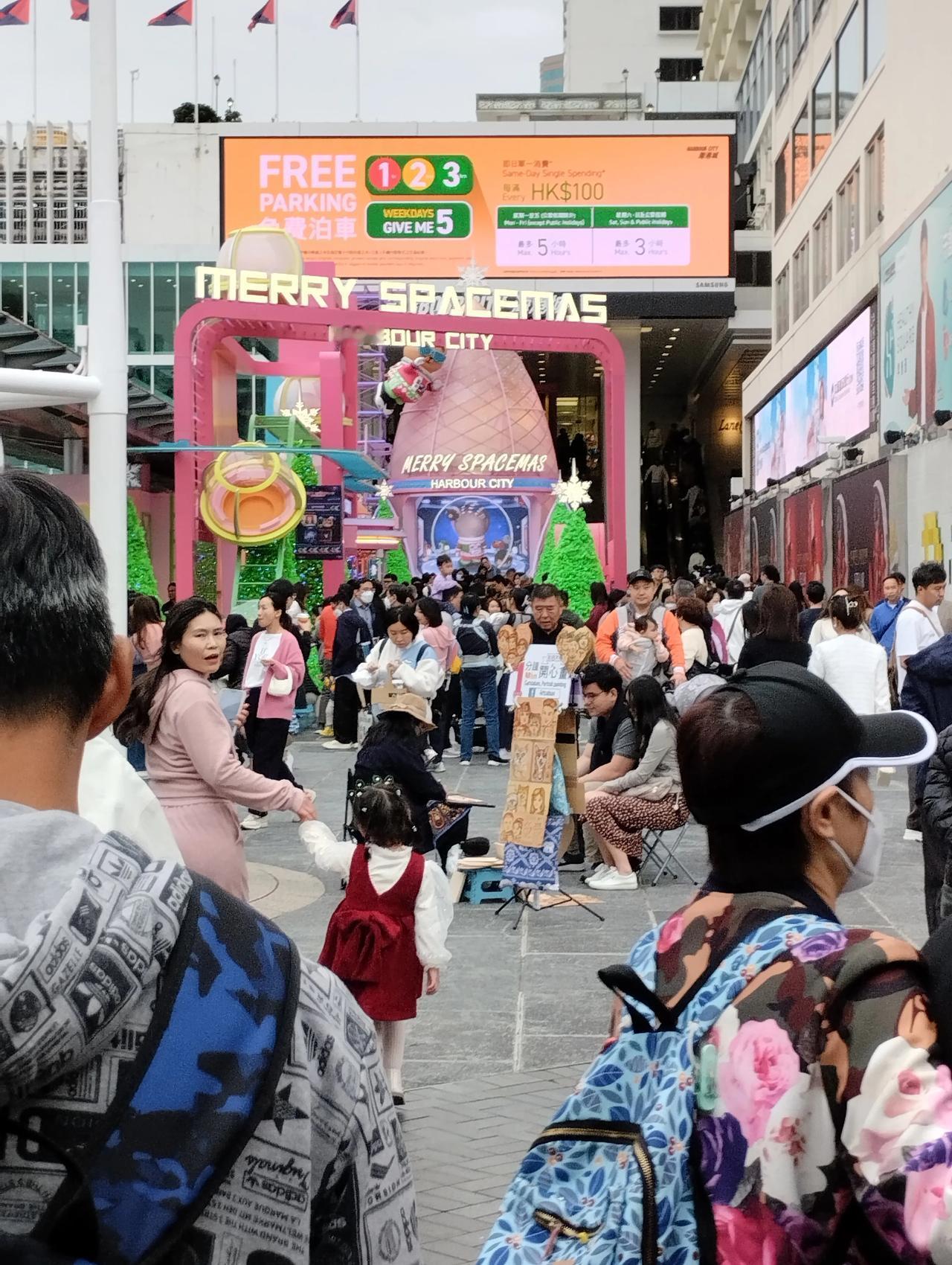 今天的香港尖沙咀,人山人海尖沙咀[话题]