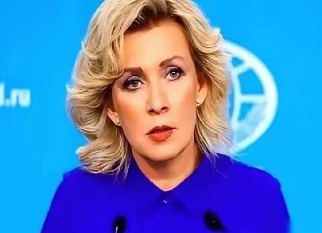 俄罗斯用自己淌的血，给了我们一个提醒：别跟所有人打，打一个就够了。
  
表面上