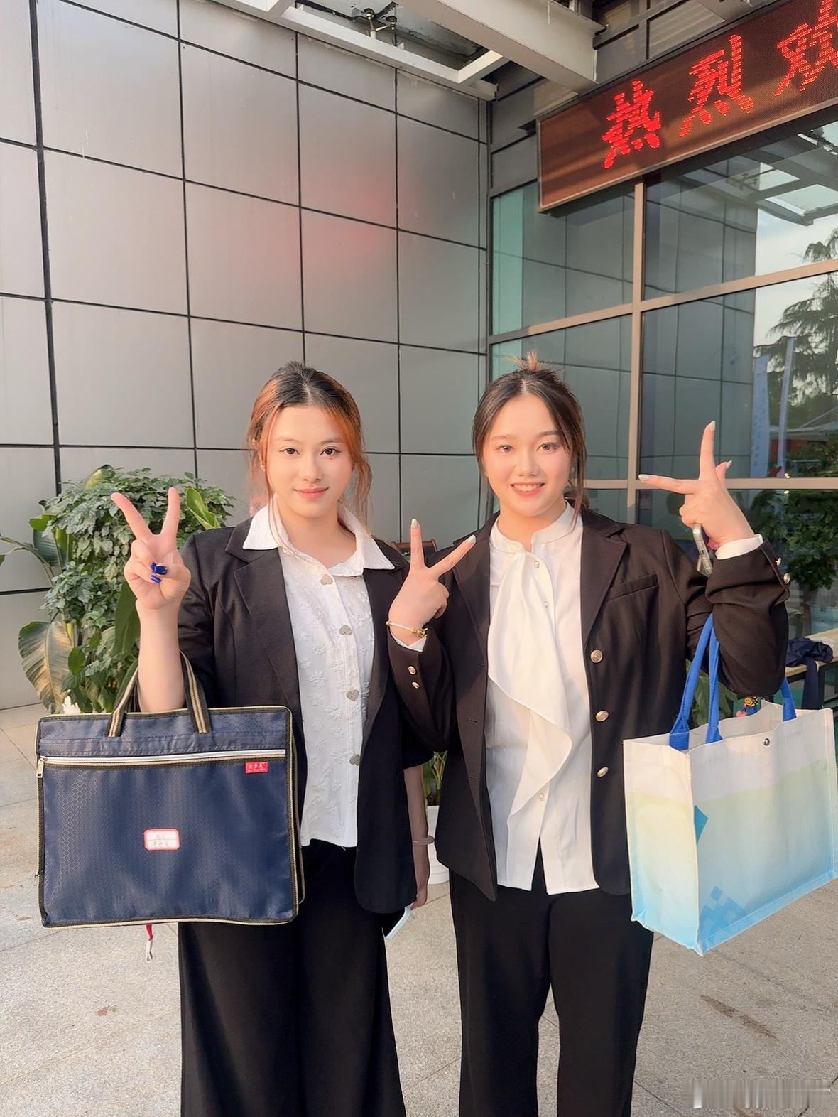 美丽佳圆❤️李诗佳韦筱圆 武汉