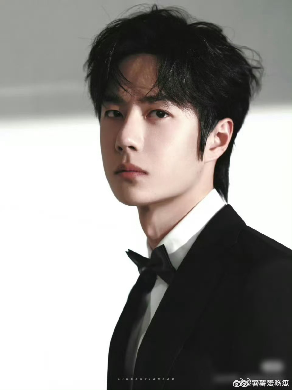 疑似王一博私生爆料大家的关注点不应该在抵制ss上吗 