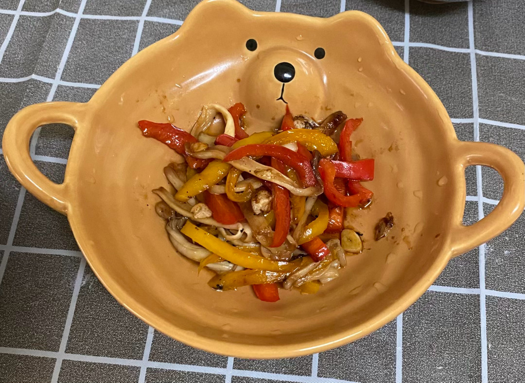 不可辜负的美食  ❤️罗晋眼里没光了今天煮家常菜 胃口不好 煮小份風味炒蛋烤紅椒