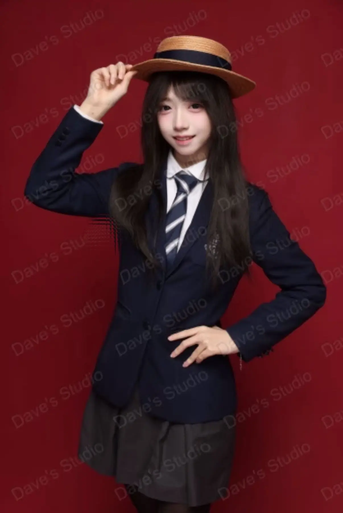 𝐘𝐞𝐚𝐫𝐛𝐨𝐨𝐤 𝟐𝟔՞˶･֊･˶՞💋（这个红底我真不喜欢