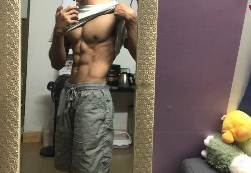“就让别人去猜测，我们清白的很” ​​​