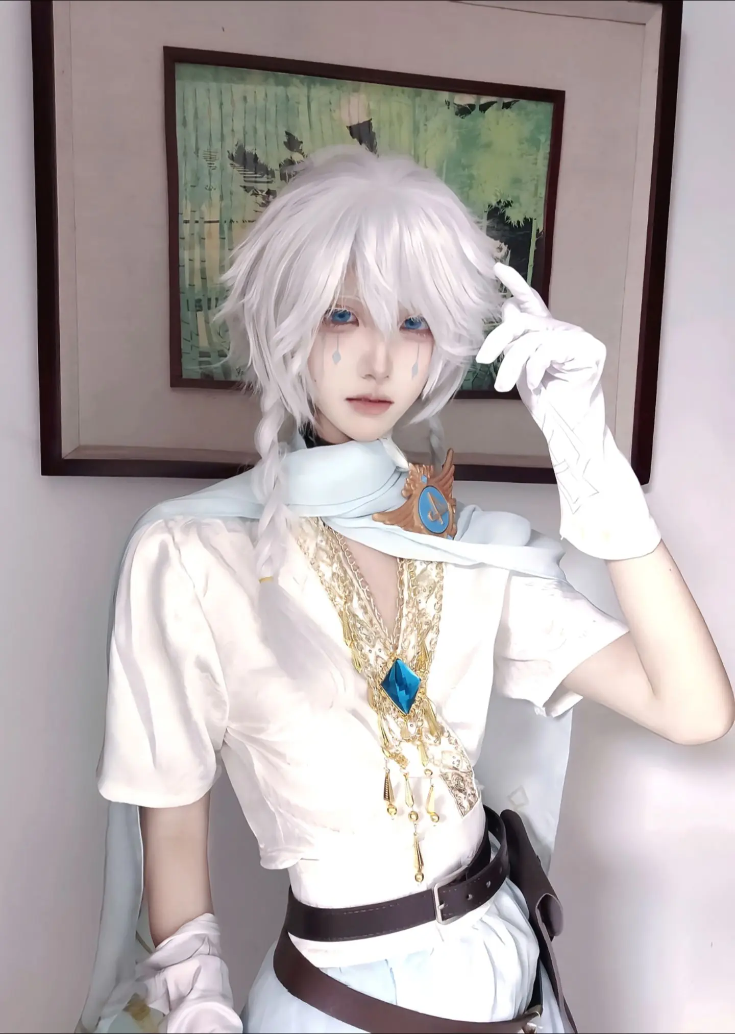 先知 cos 白毛 第五人格  先知白