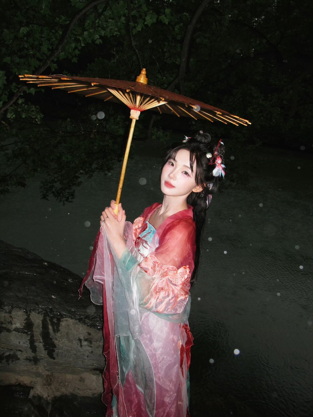 吕小雨lxy 吕小雨非正式浪漫 lxy向全世界安利吕小雨 遇见你让我知道爱意是越