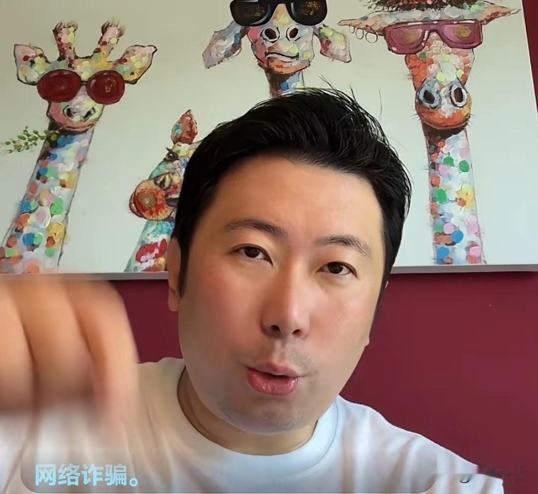 雷洋说:如果王楚钦不练混双，他的单打成绩比现在还要好！

王楚钦的反手是天赋，