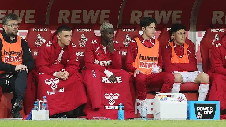 自一月份租借加盟科隆以来，查韦斯只出场过一次（第90分钟替补上场）。科隆队主教练