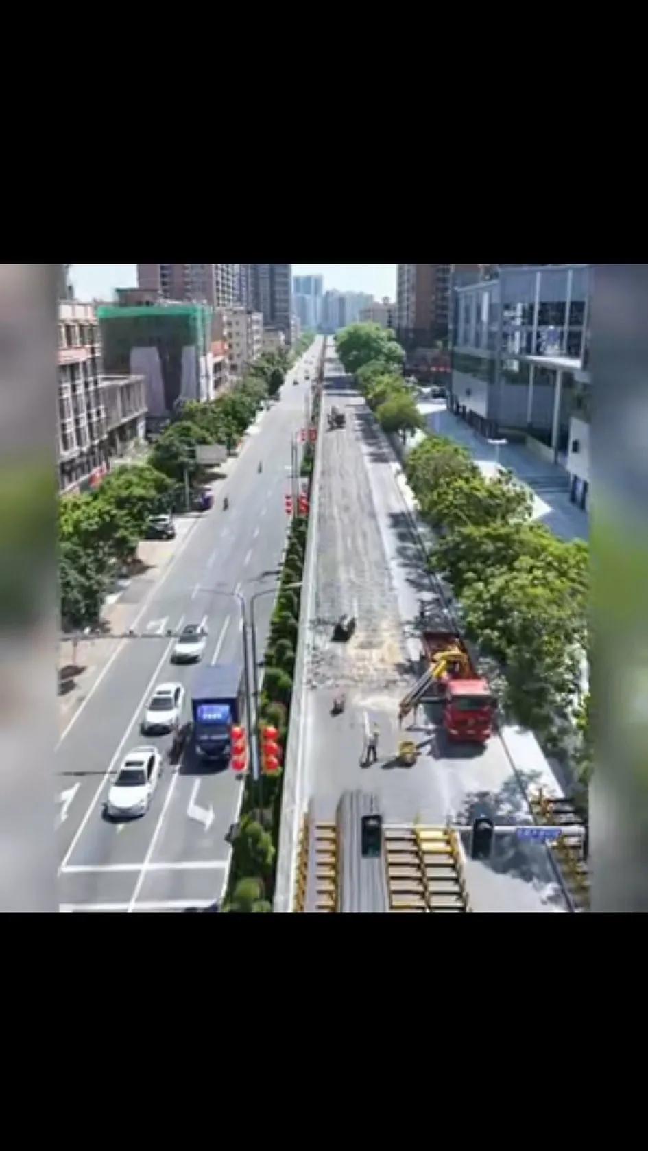这条路去年才修的，现在又开始修了！天天当当当当，吵死了！不能理解，这路要年年修么