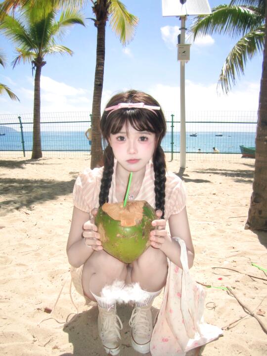 Ö 椰子水 .ᐟ.ᐟ🥥🌴 𓆝⋆.˚🌊