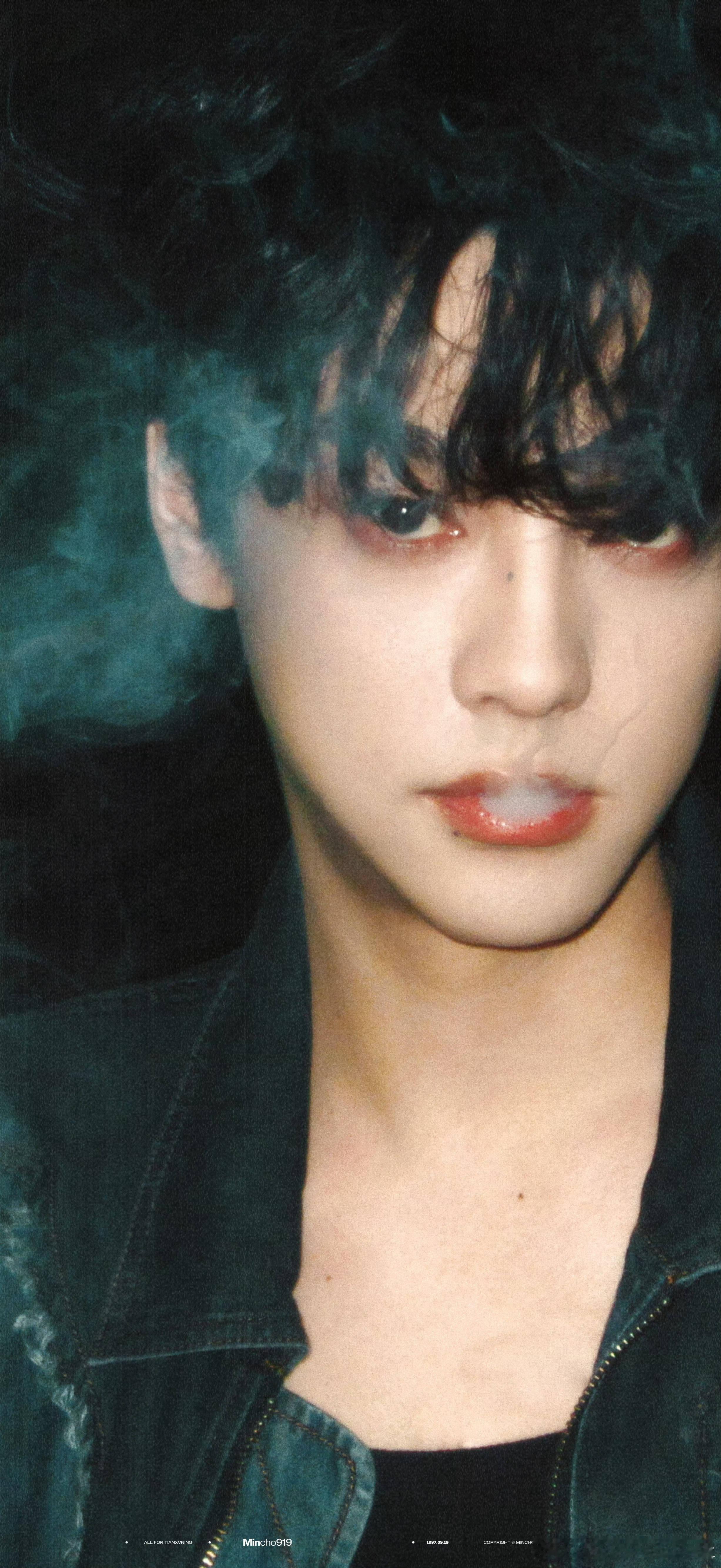 我宣布长成这样的才允许抽烟