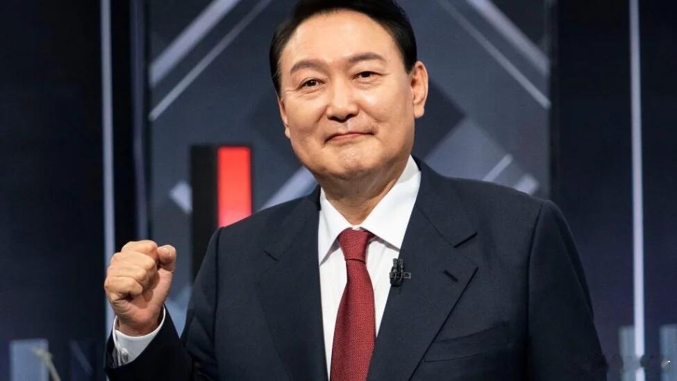 【 韩媒还原戒严时间线  锡悦很兴奋，即使审议结束，兴奋也没有平息】韩媒《朝鲜日