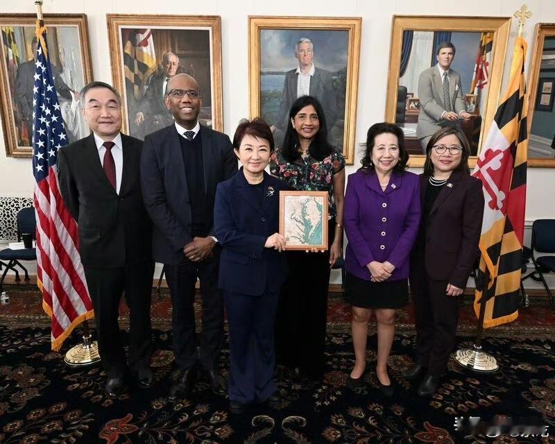 国民党籍的台中市市长卢秀燕，这个人其实并非想象的那么单纯，至少在对待大陆的态度上