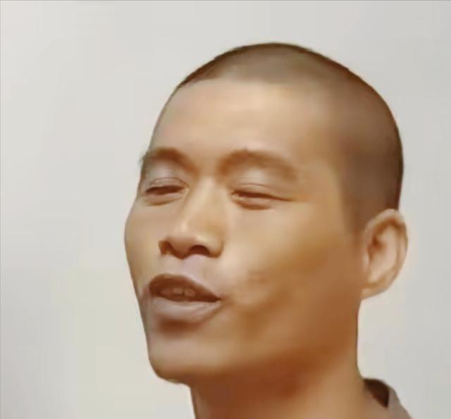 2005年，死刑犯张顺兴吃完“断头饭”，微笑着和母亲告别，然而就在临刑前最后一刻