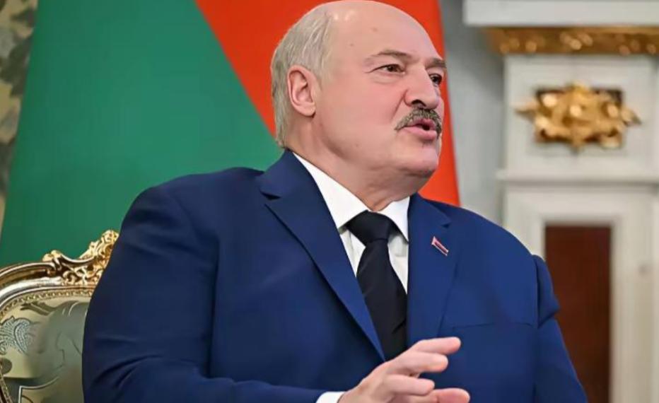 白俄罗斯总统卢卡申科爆出个惊天猛料，听得人头皮发麻、后背发凉！
 

很多人是从