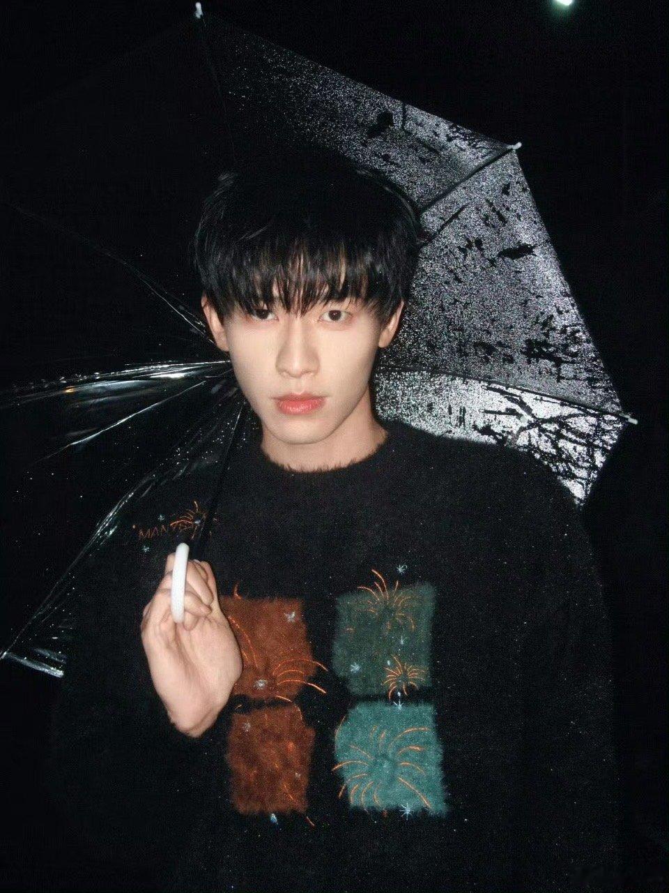 辛云来人造雪氛围感大片辛云来初冬浪漫plog 还没等来自然雪，先解锁人造雪浪漫❄