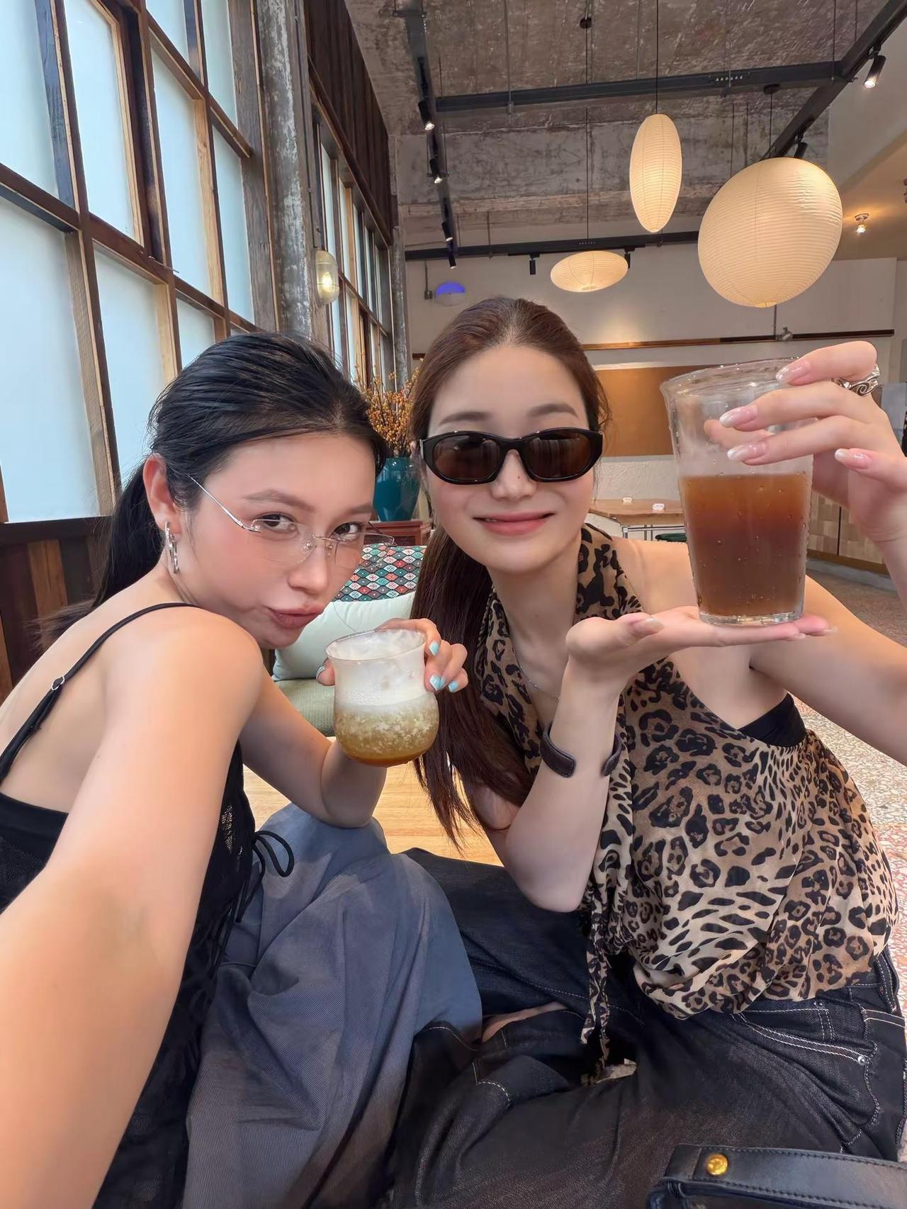 🐆Girl 最近有点爱豹纹御姐穿搭豹纹是态度松弛是底色