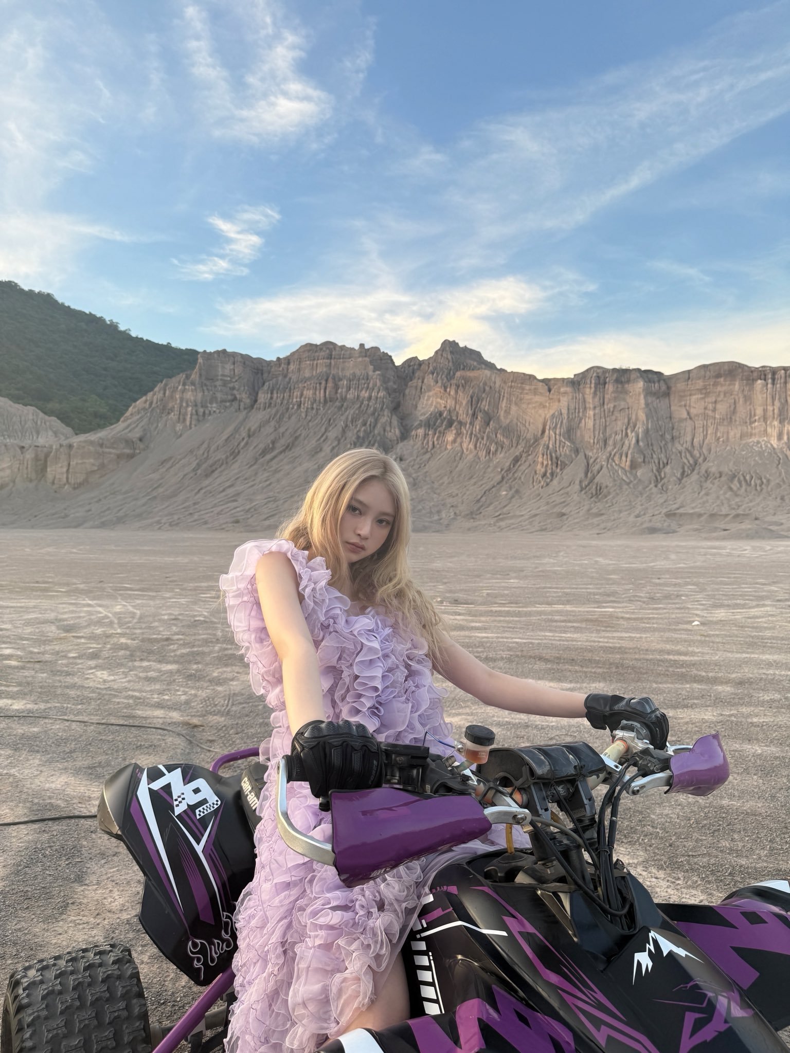 河音身后的位置被我承包了谢谢