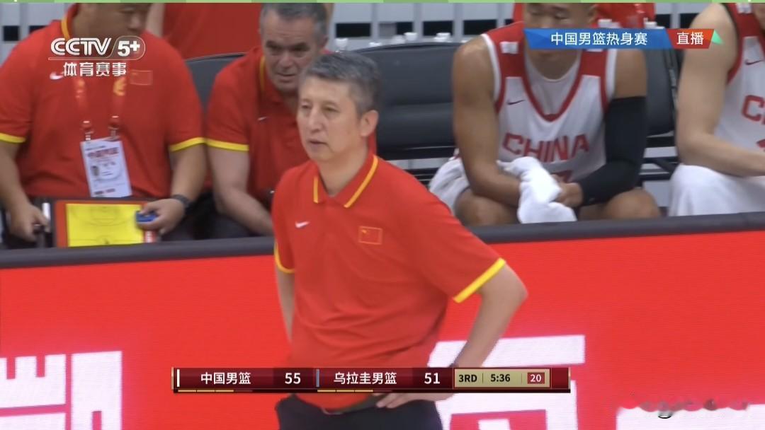 中国男篮热身赛首场83-78战胜乌拉圭。
   北京时间8月13日晚，2026年