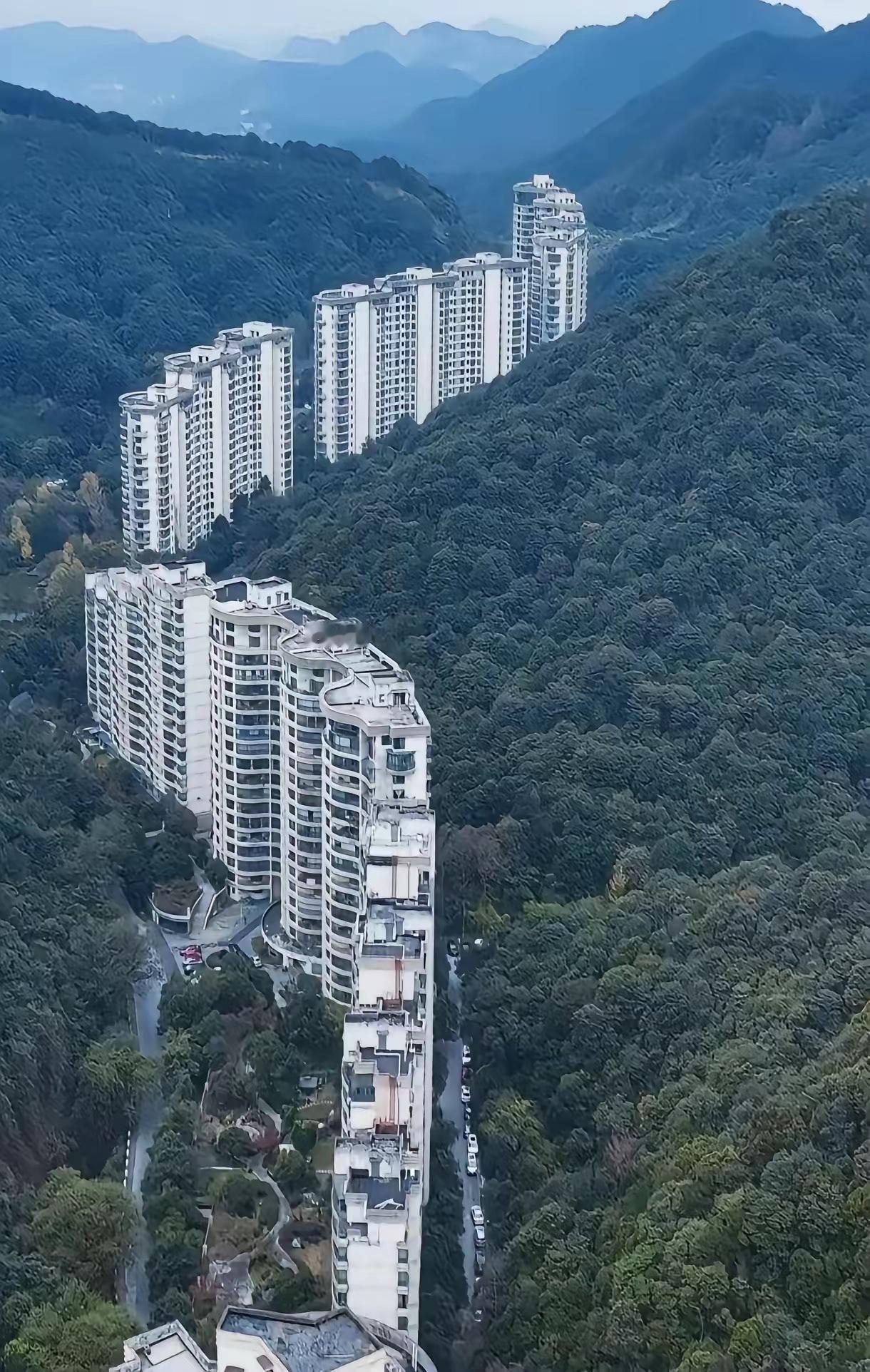 抑郁的前提，是有了太多的自我主观设定。