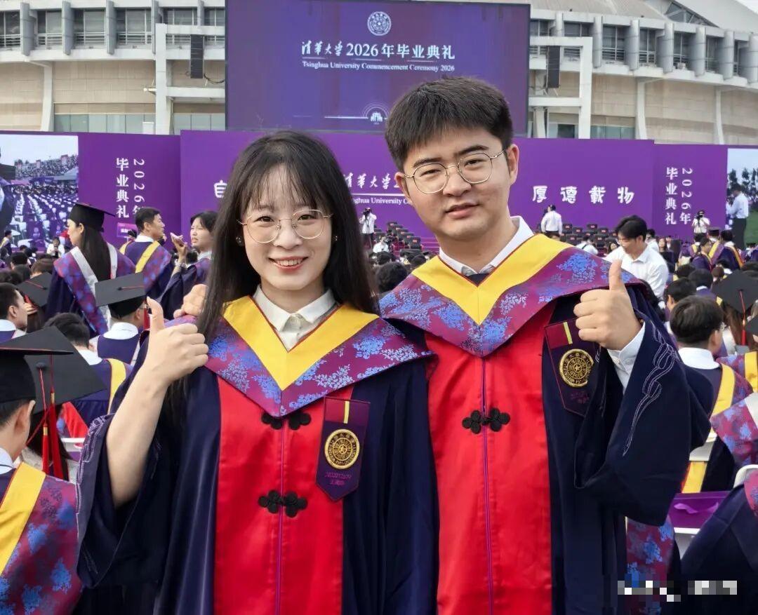 清华大学的两个顶尖博士结婚了，但他们毕业后的选择却让很多人直呼“看不懂”。 
