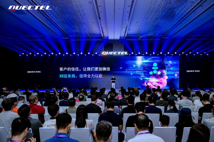 移远通信正式入局 XR：发布Hawk+Dolphin产品矩阵，打通XR从参考设计到规模量产的最后一公