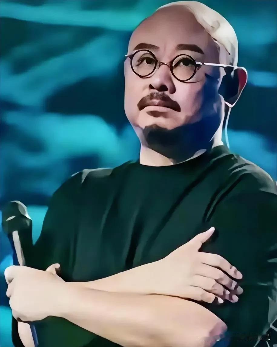 现在那些网络抹黑喷子的方向对准刀郎老师，抹黑云朵只是事件的前奏，接下来刀郎老师可