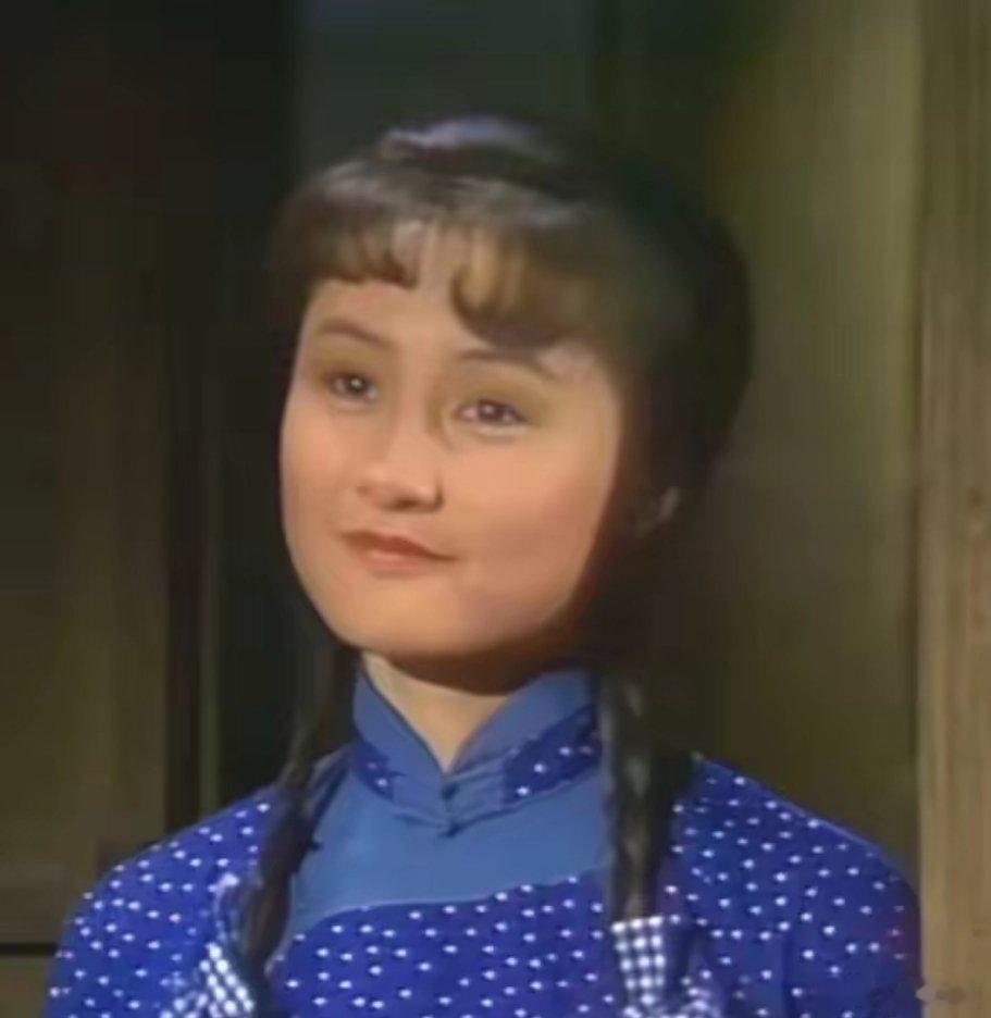 《上海滩》大家都看过吗，你们都来说说谁才是最幸福的女人？起初，我以为阿娣是不幸的